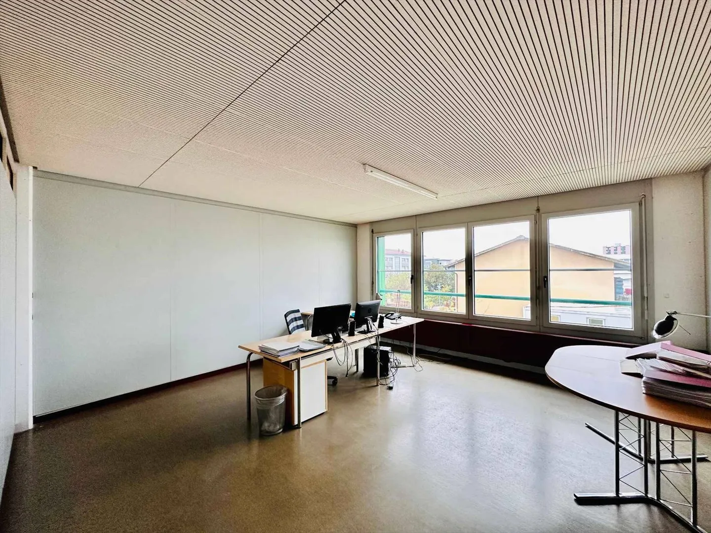 Office space of 350 m² for sale in Nyon - Photo 4 of 5