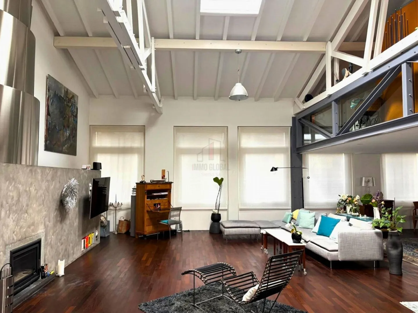 MAGNIFICENT LOFT AT A NEW PRICE - Photo 4 of 9