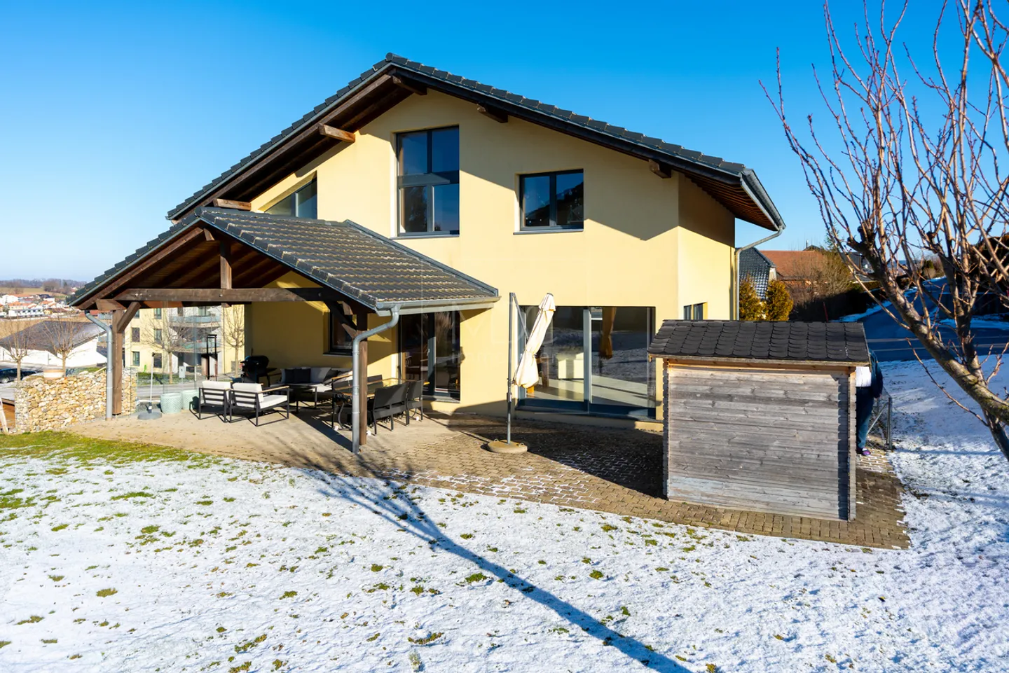 Spacious individual villa with independent studio in Farvagny - Photo 12 of 14