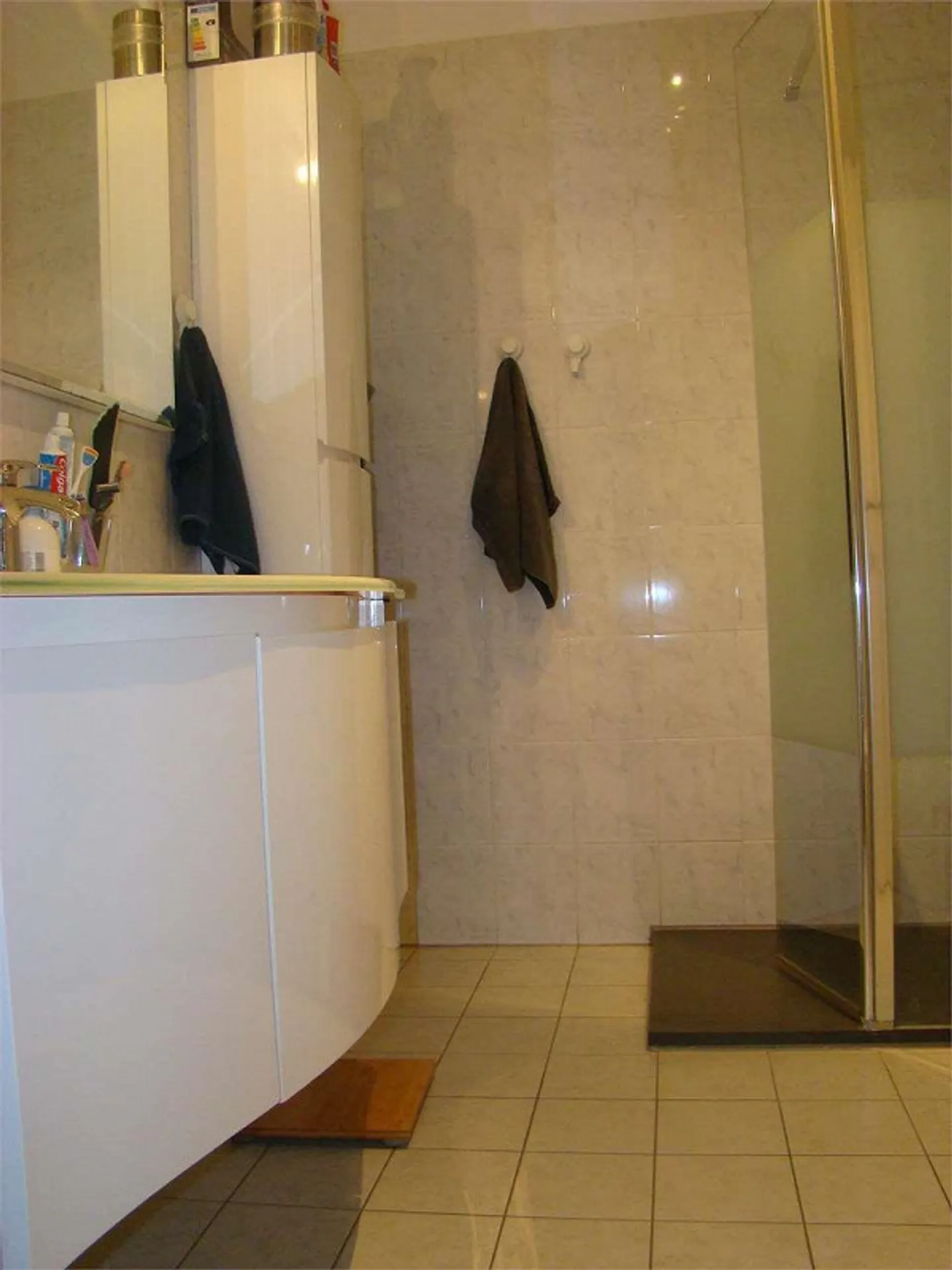 Mulino Nuovo, moderno e spazioso 4,5 locali con vista aperta - Foto 8 di 13