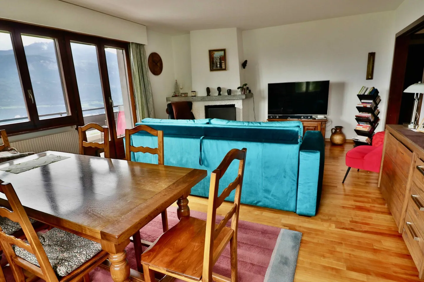 Venthône - Magnificent 146 m2 crossing apartment - Photo 5 of 27