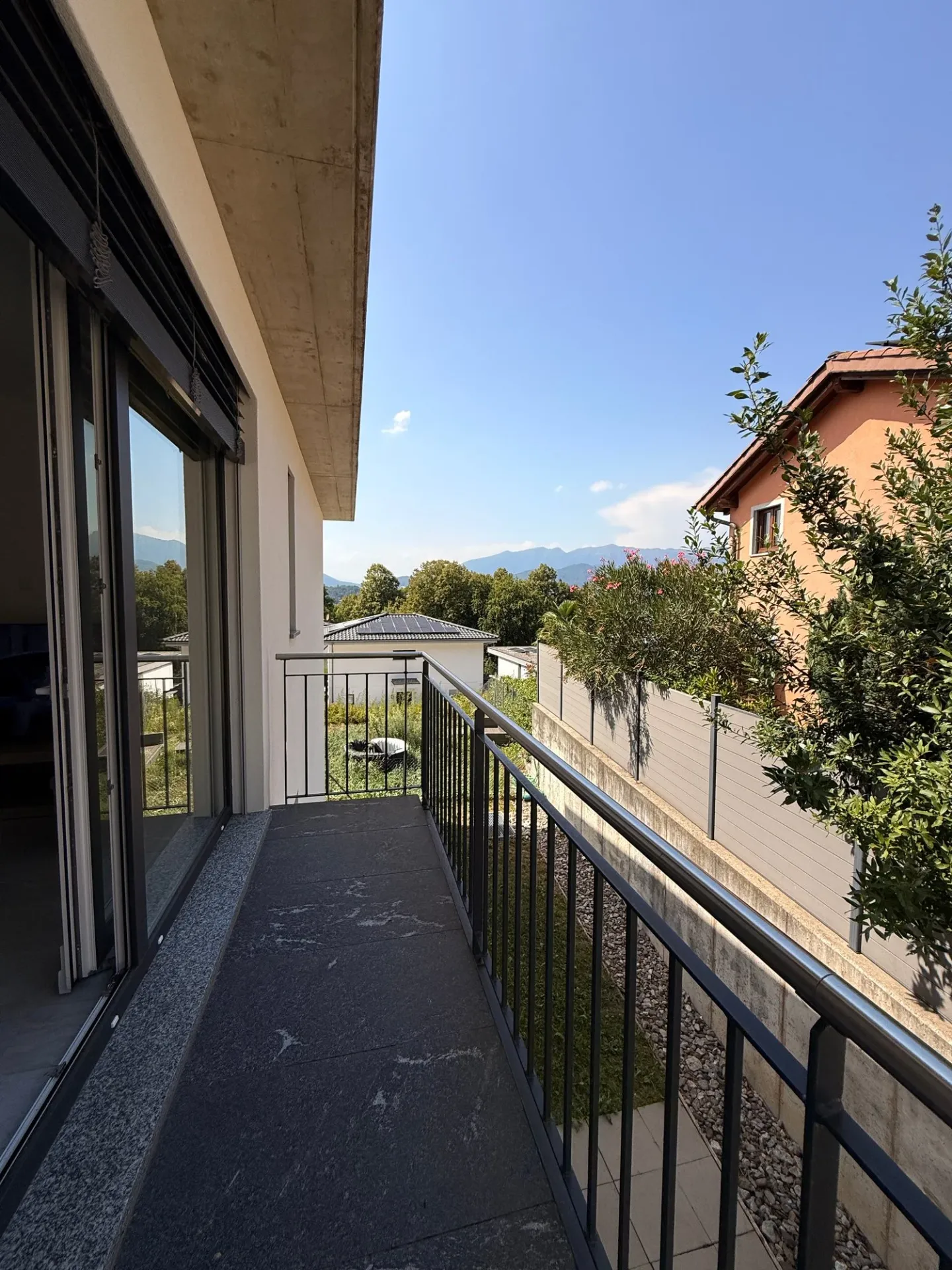 CARABBIA - 2.5-Room Apartment with Garden for Rent - Photo 7 of 10