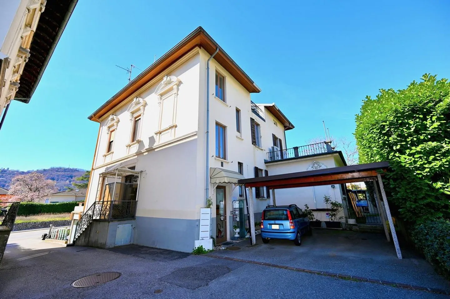 Historische Villa mit Garten - Foto 15 von 15