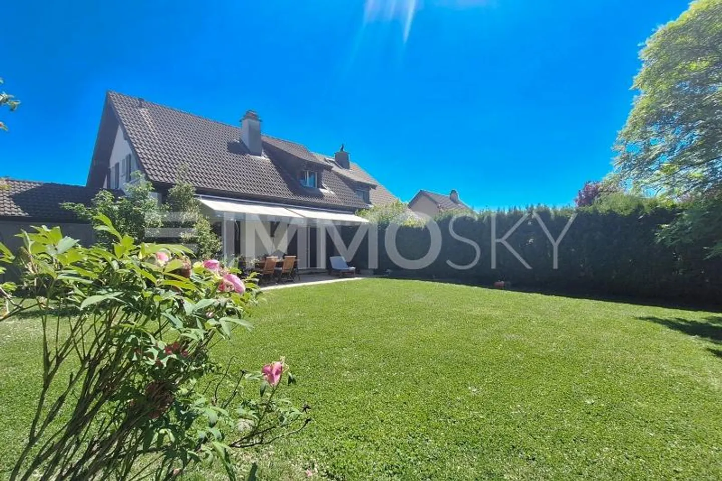 Casa a schiera di 5,5 stanze - Foto 2 di 7