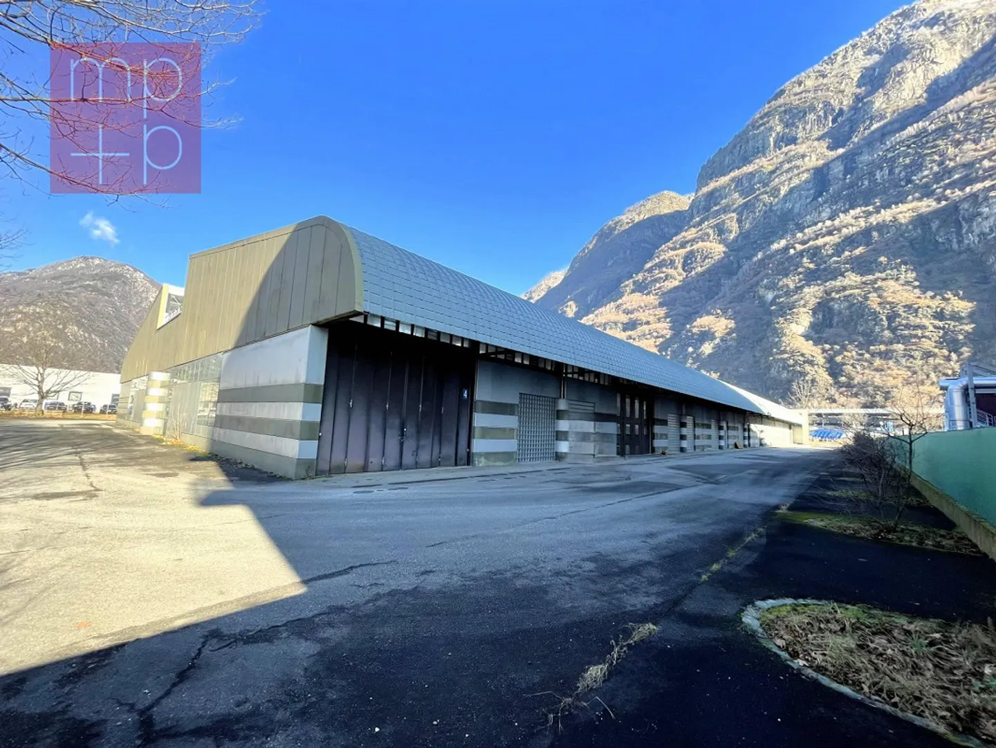 Capannone industriale a Biasca - Foto 3 di 8