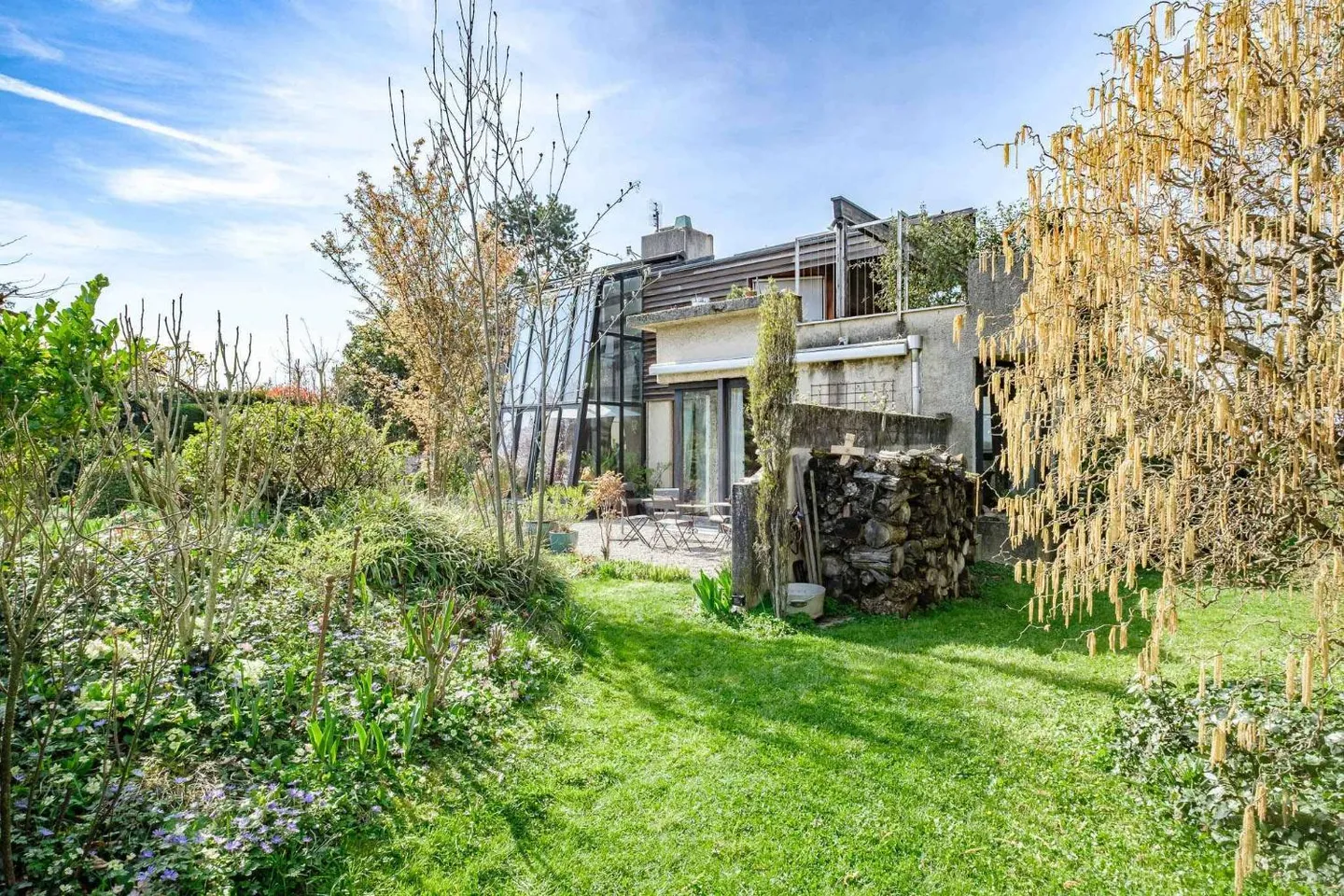 CO-ESCLUSIVITÀ - Villa architettonica atipica nel cuore della campagna ginevrina - Foto 1 di 13