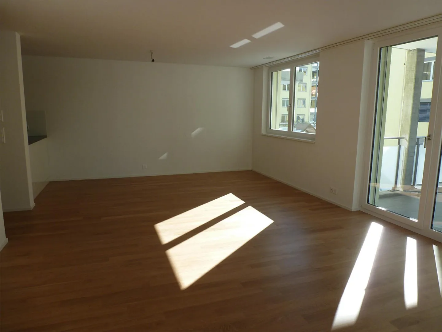 Appartamento 3 1/2 locali, come nuovo a Goldau - Foto 1 di 11