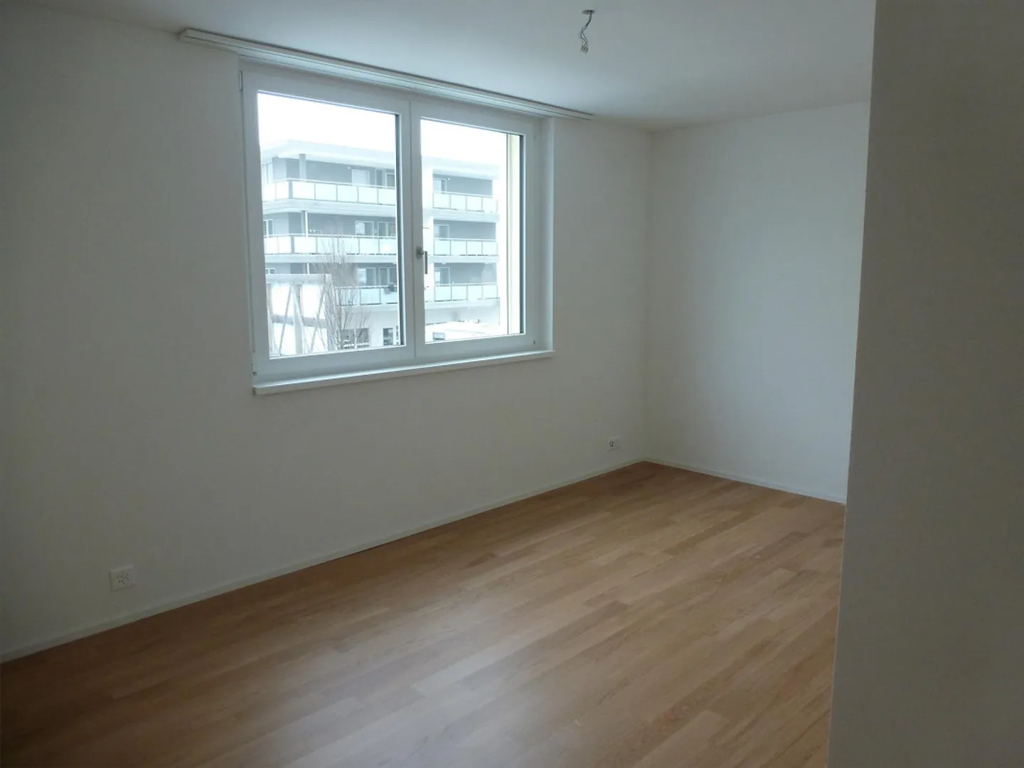 Appartamento 3 1/2 locali, come nuovo a Goldau - Foto 6 di 11