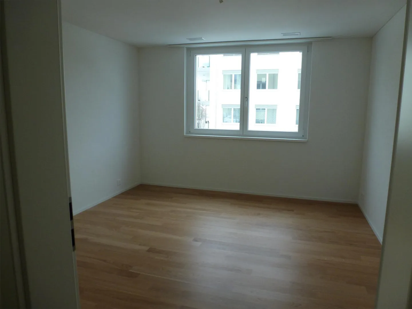 Appartamento 3 1/2 locali, come nuovo a Goldau - Foto 7 di 11