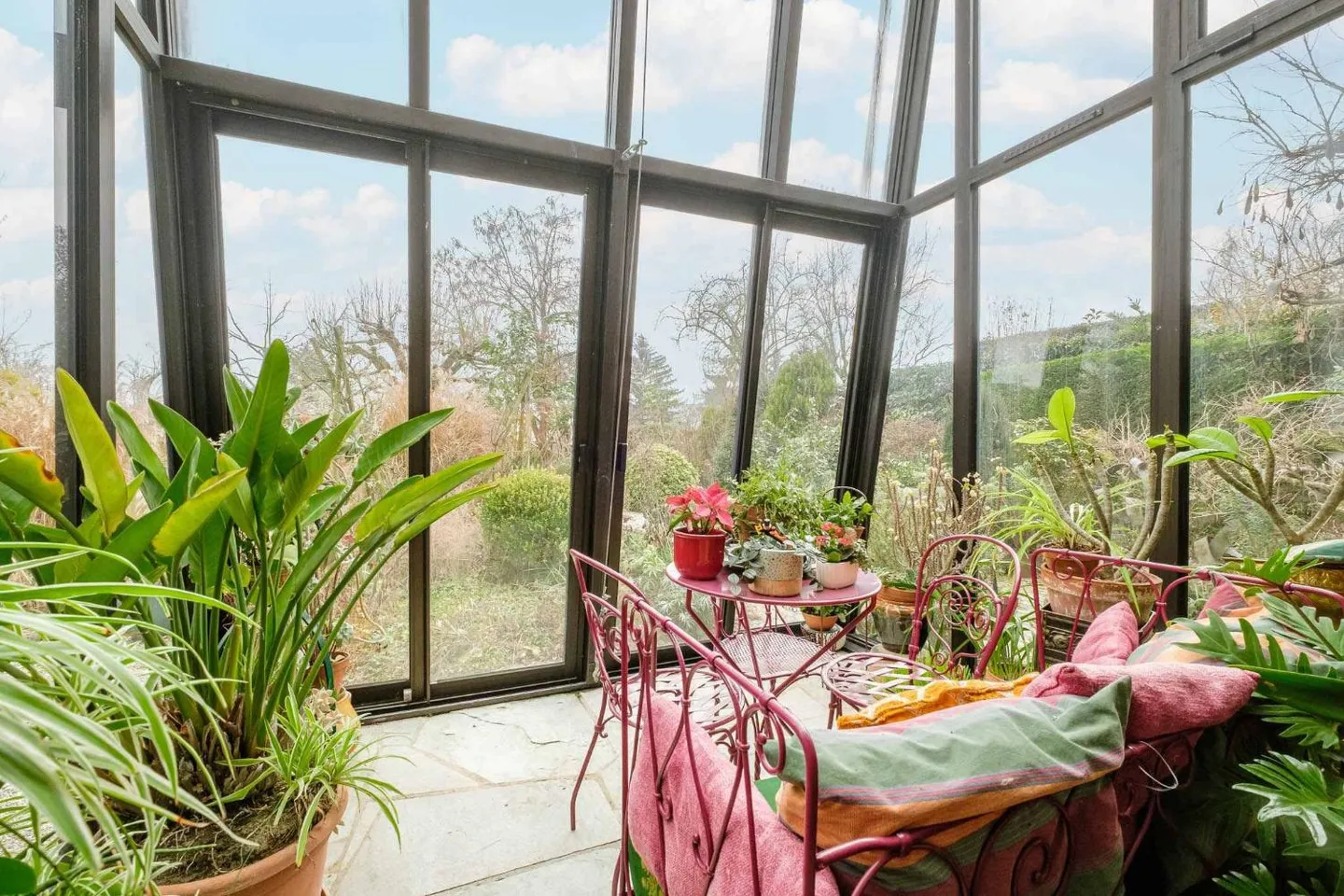 CO-ESCLUSIVITÀ - Villa architettonica atipica nel cuore della campagna ginevrina - Foto 6 di 13