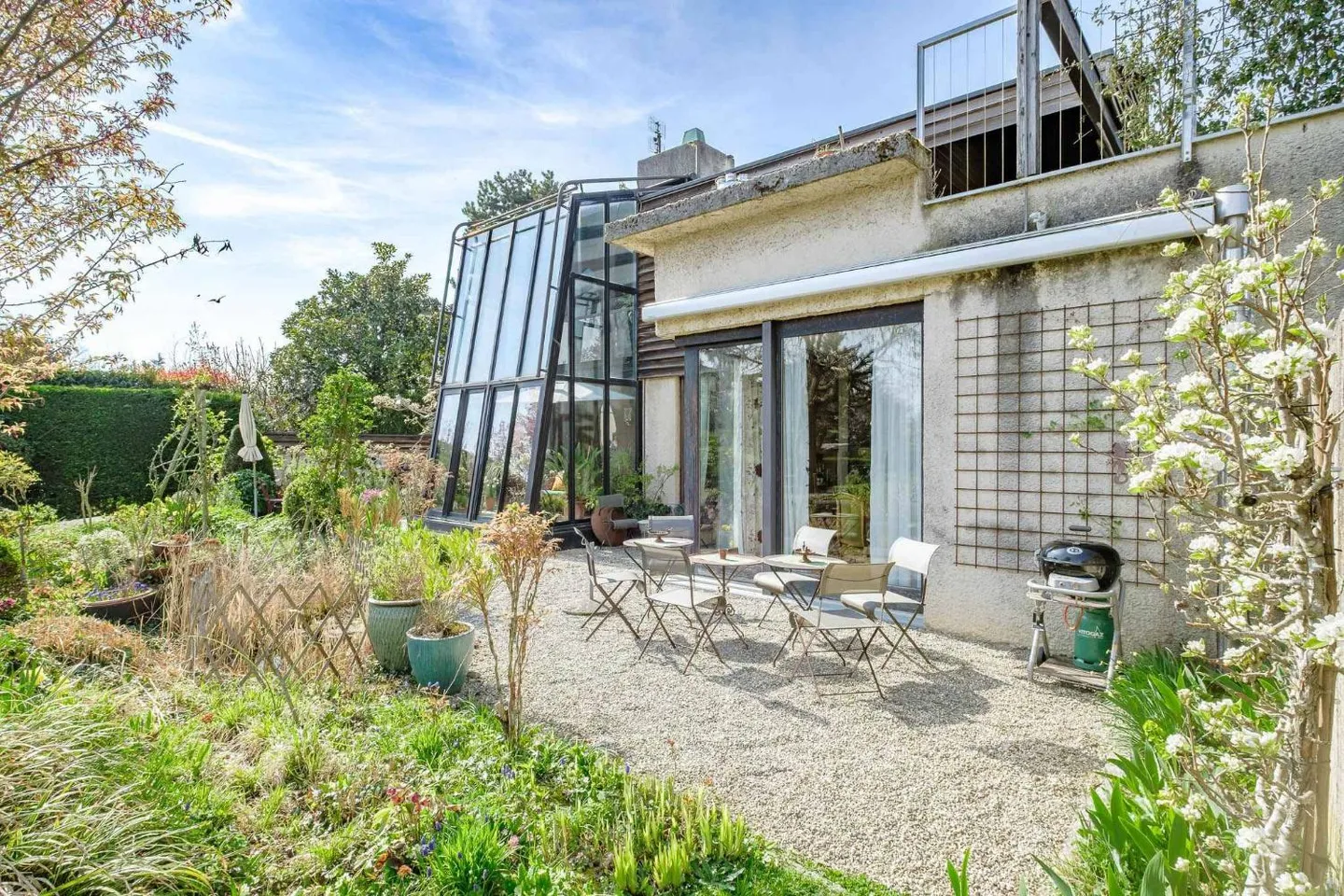 CO-ESCLUSIVITÀ - Villa architettonica atipica nel cuore della campagna ginevrina - Foto 10 di 13