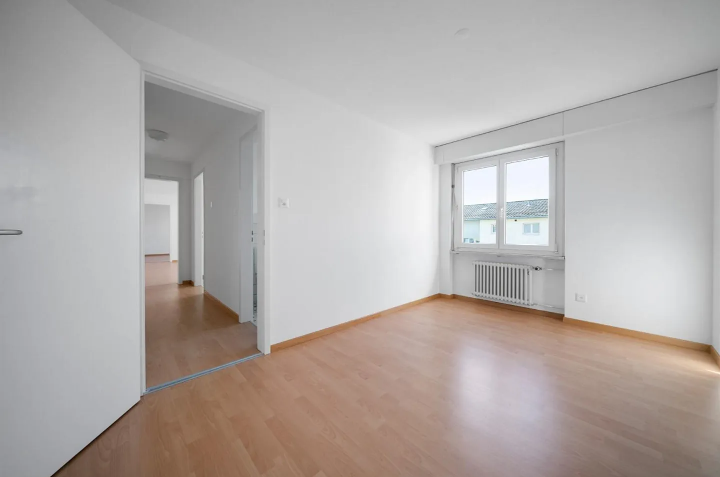 Central, well-kept and affordable – Your new home is waiting - Photo 4 of 9