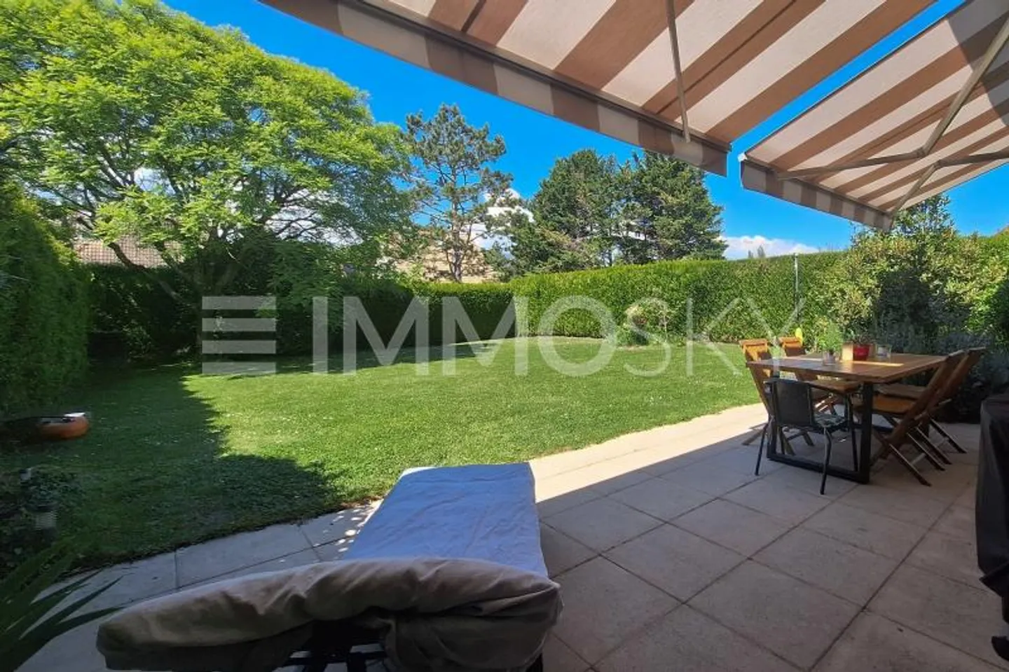 Casa a schiera di 5,5 stanze - Foto 1 di 7