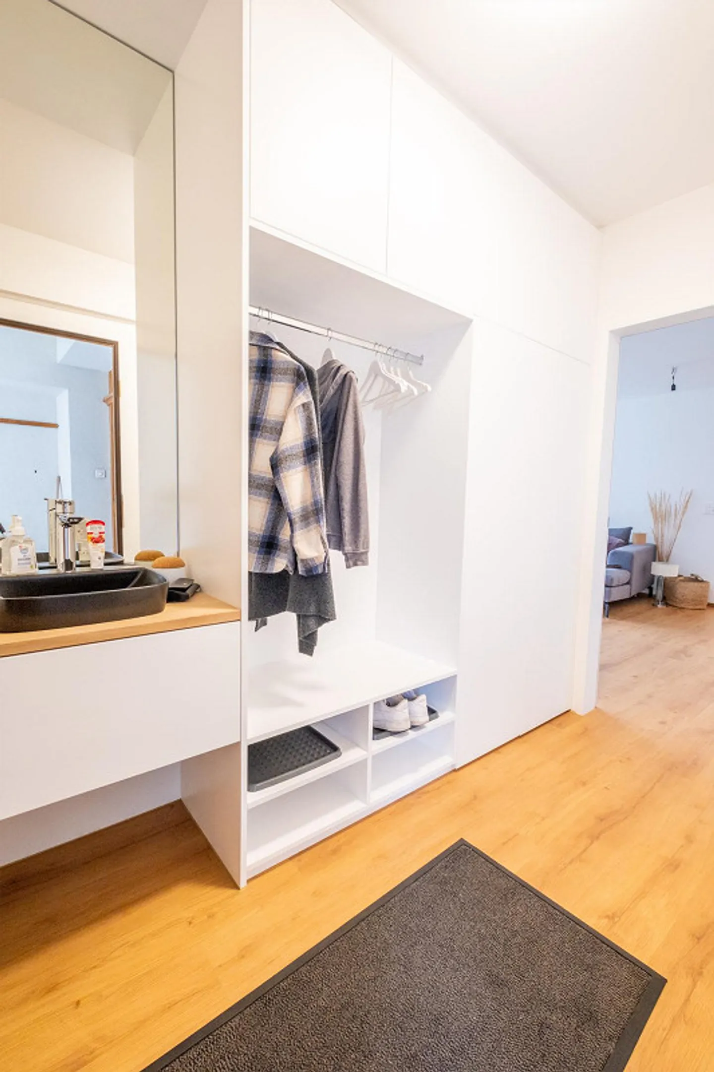 3.5-room apartment on the raised ground floor - Photo 2 of 11