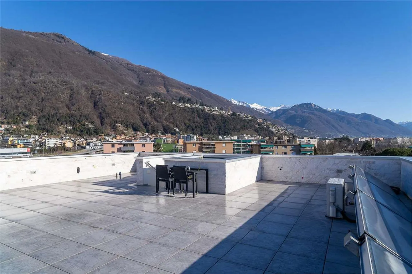 Attico di Ascona con terrazza panoramica - Foto 1 di 13