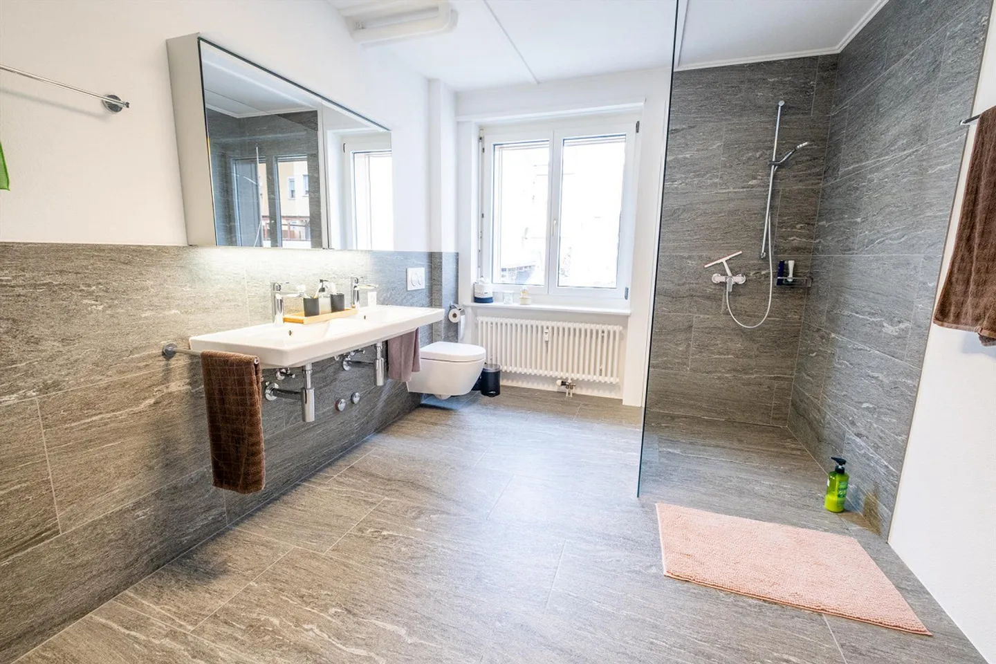 3.5-room apartment on the raised ground floor - Photo 9 of 11