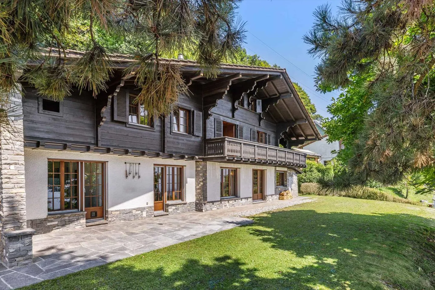 Exclusif ! Charmant Chalet avec Vue Panoramique - Photo 1 sur 13