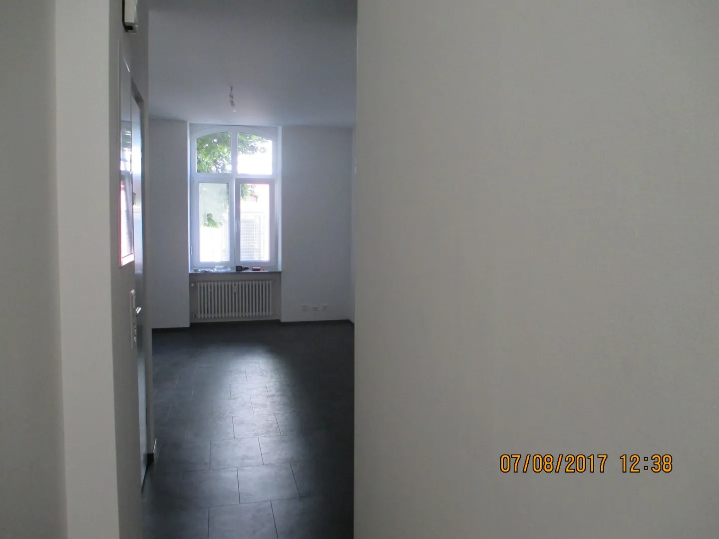 Meraviglioso appartamento ristrutturato con 1 camera - Foto 6 di 11