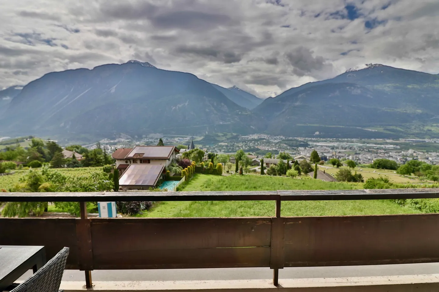 Venthône - Magnificent 146 m2 crossing apartment - Photo 16 of 27