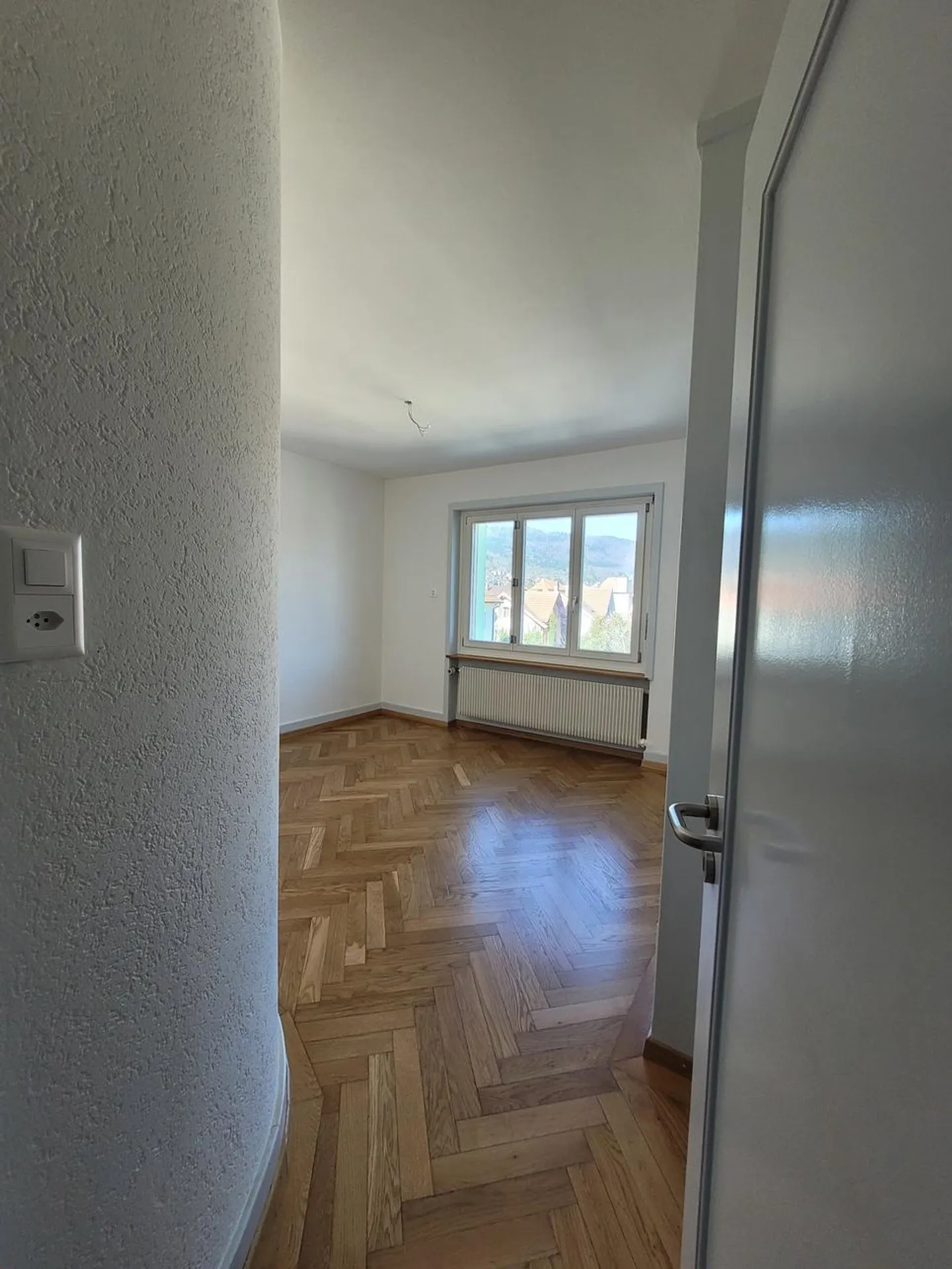 Bright 3-room apartment with two balconies - Photo 11 of 13