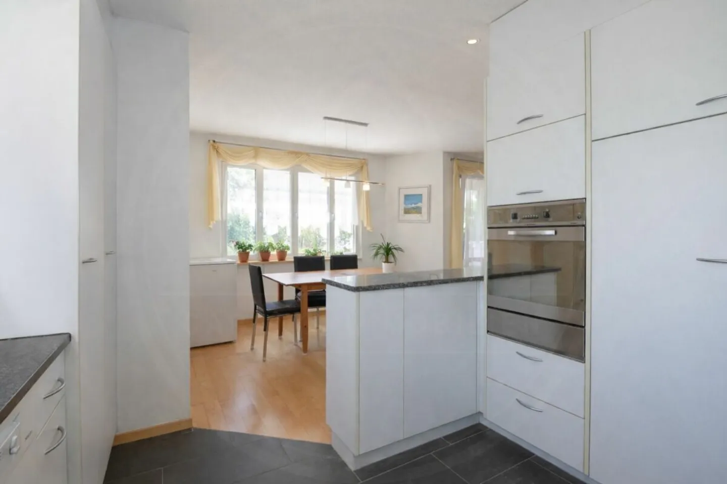 5½ Room Apartment in a Quiet Location in Remetschwil for Sale - Photo 4 of 21