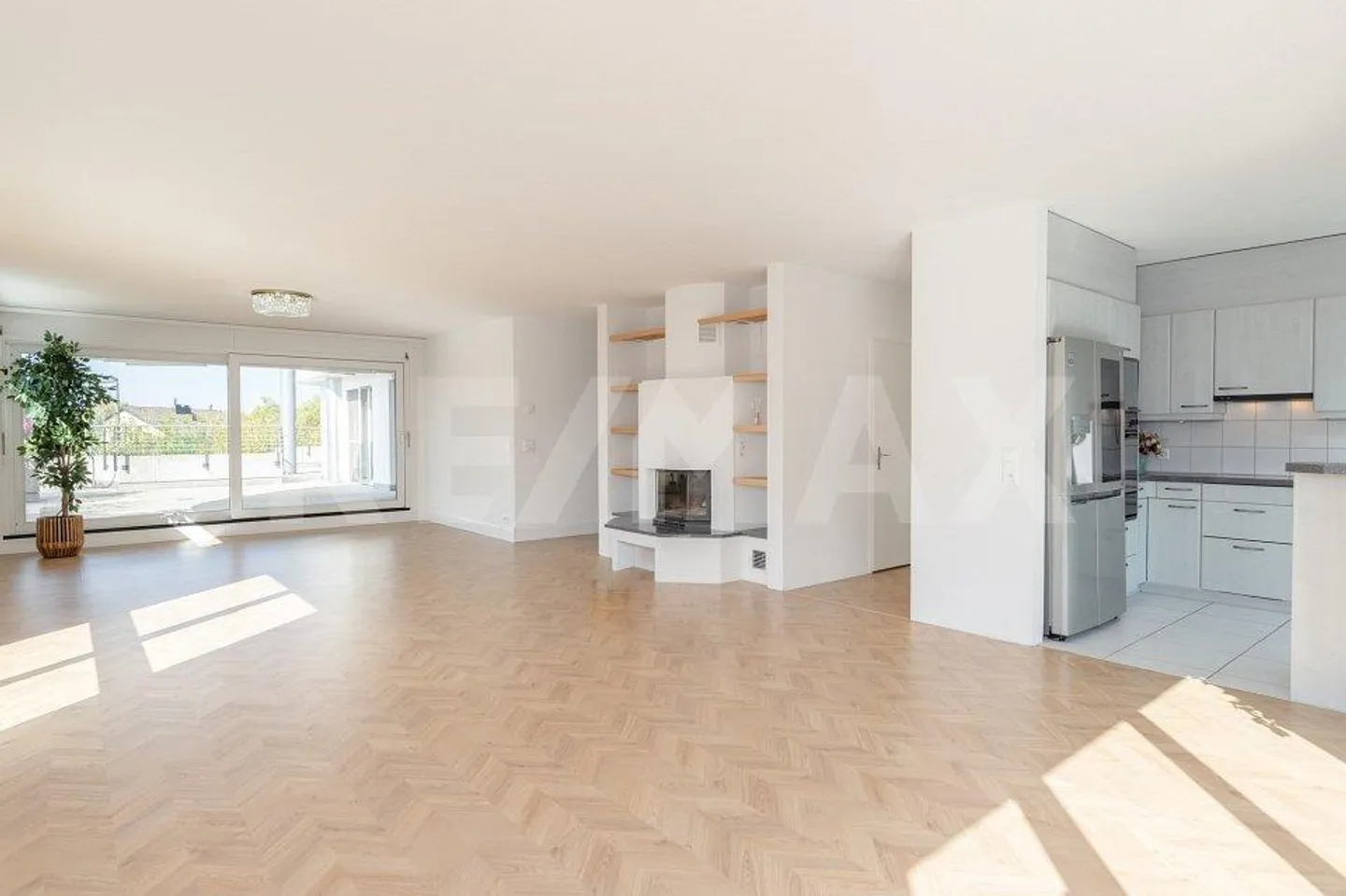 Appartement terrasse exclusif avec espace extérieur panoramique et confort de vie maximal - Photo 3 sur 13