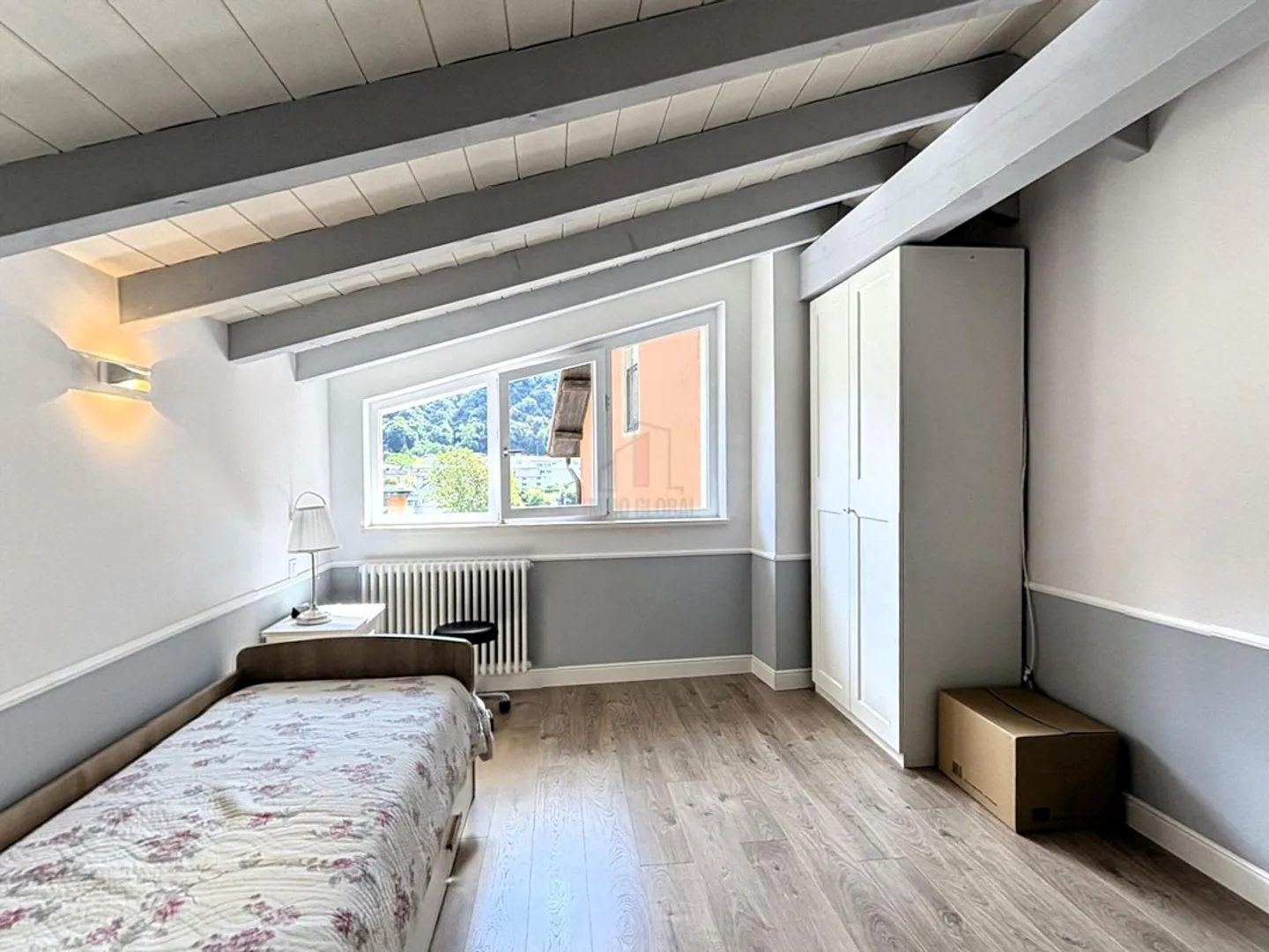 PRICE REDUCTION! CHARMING MAISONETTE AWAITS YOU - Photo 8 of 10