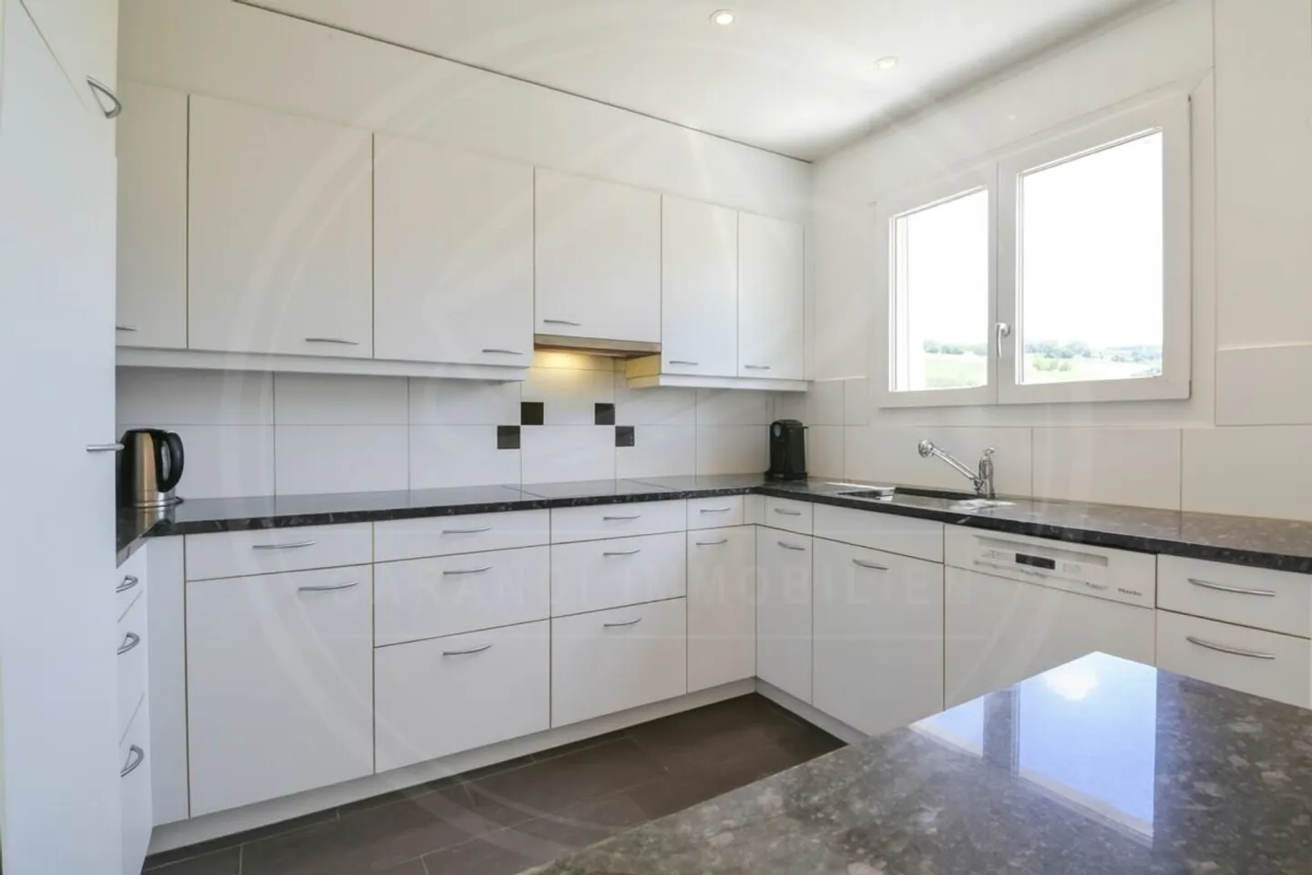 5½ Room Apartment in a Quiet Location in Remetschwil for Sale - Photo 2 of 21