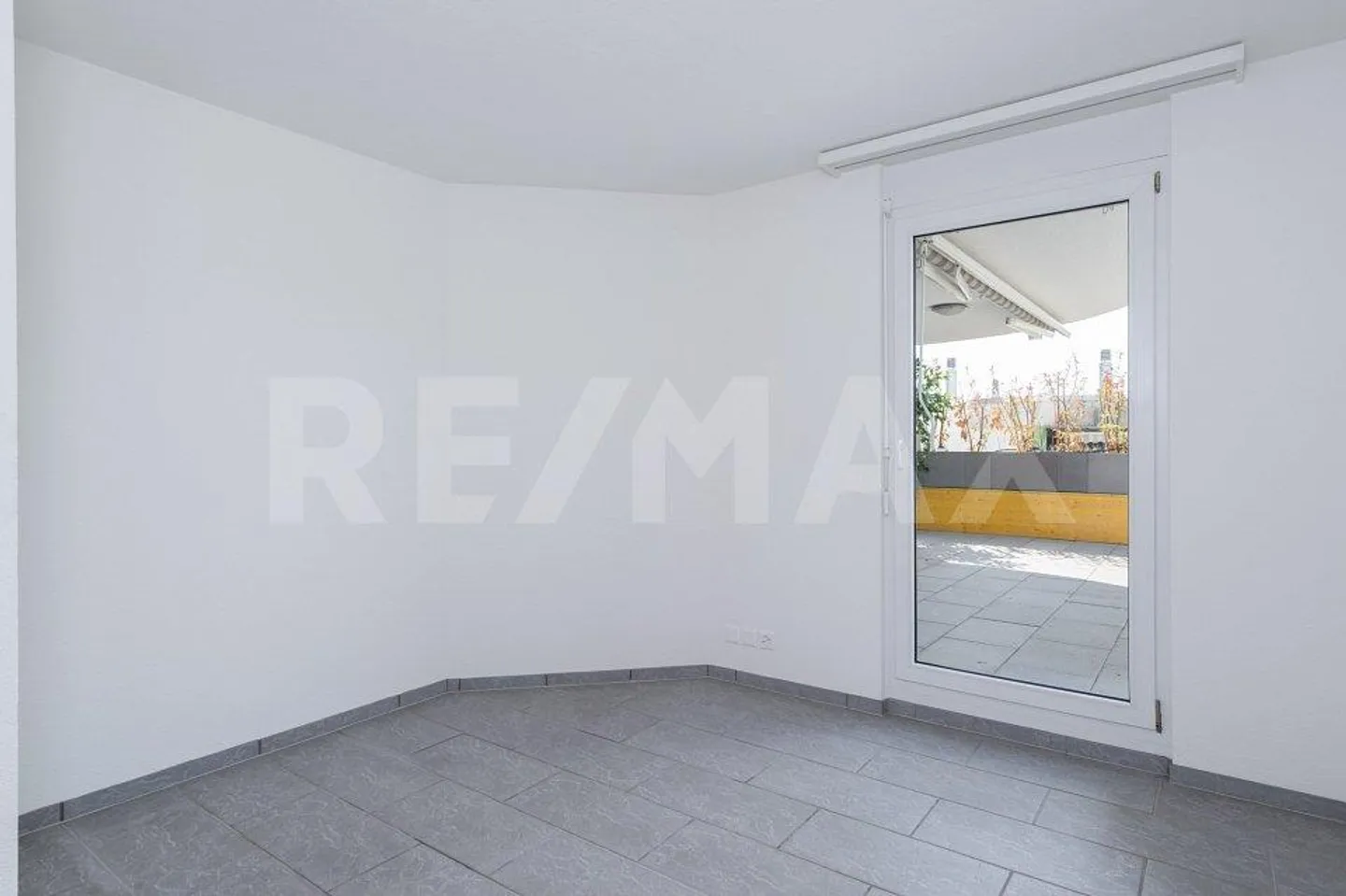 Appartement terrasse exclusif avec espace extérieur panoramique et confort de vie maximal - Photo 10 sur 13