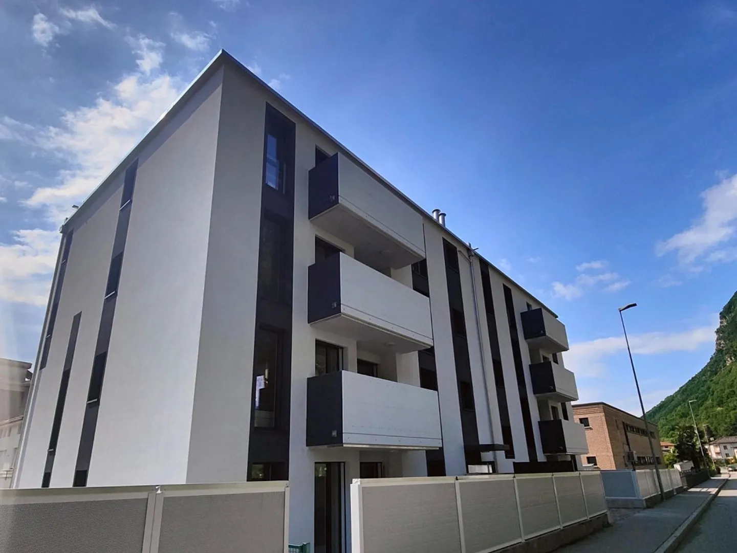 🌟 Nuovo appartamento 2.5 locali in affitto – Mendrisio - 3° piano - Foto 1 di 10