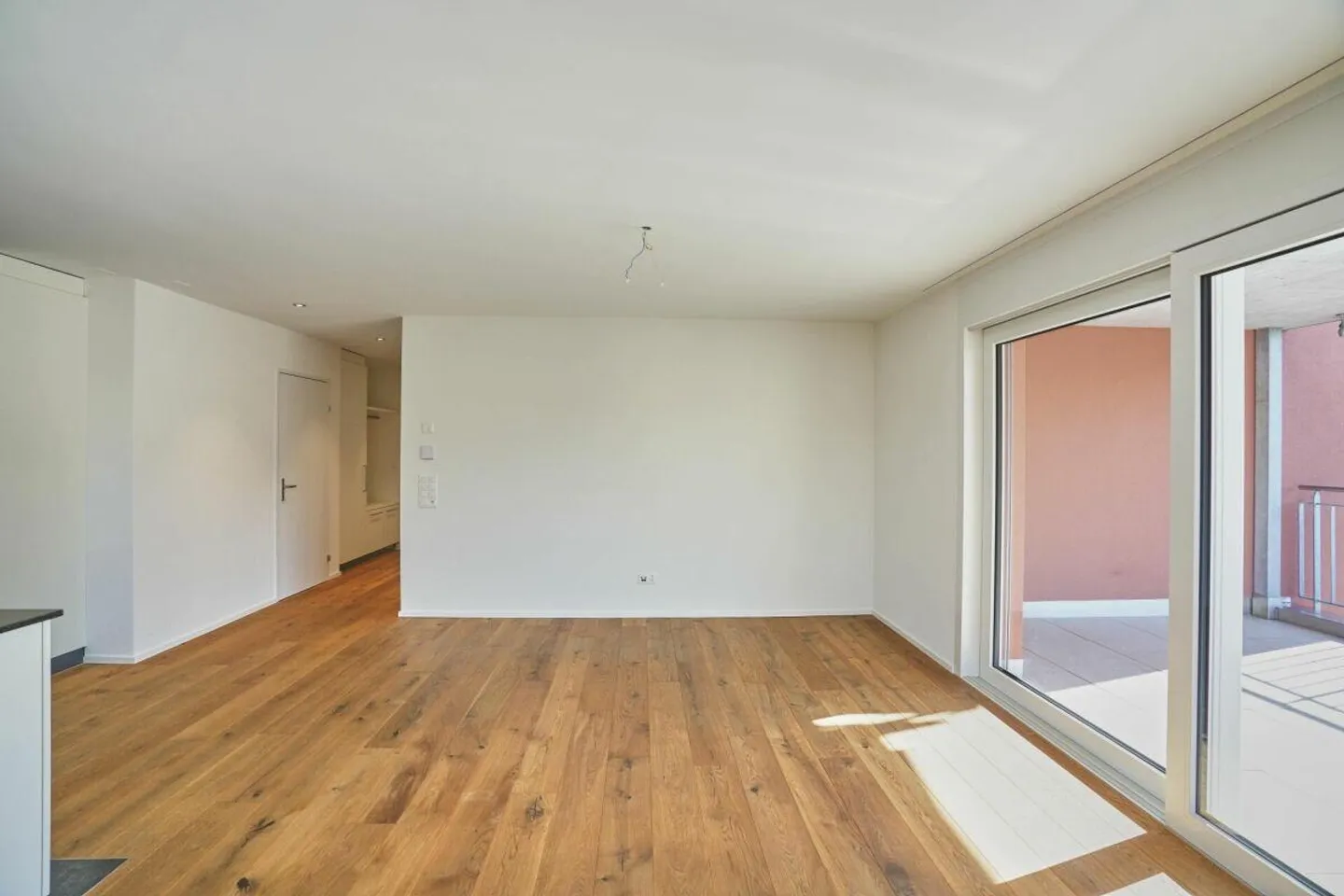 Modernes Wohnen in ruhigem Wohnquartier mit Sitzplatz - Foto 4 von 13