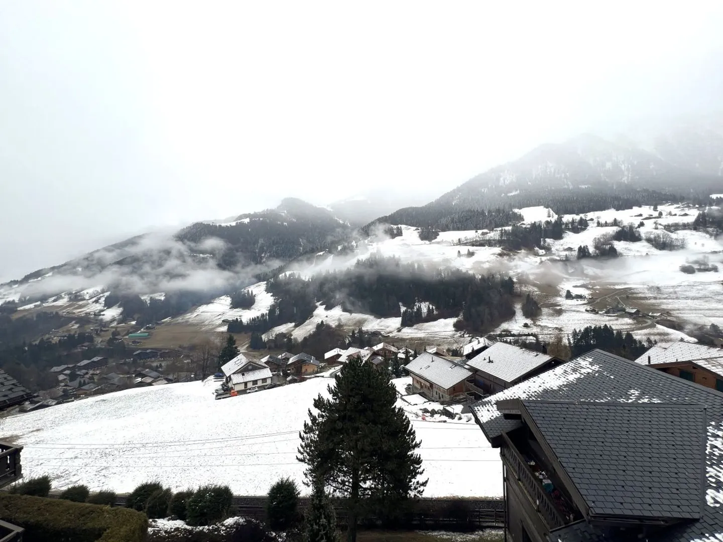 Appartement spacieux avec vue montagne - Photo 10 sur 13