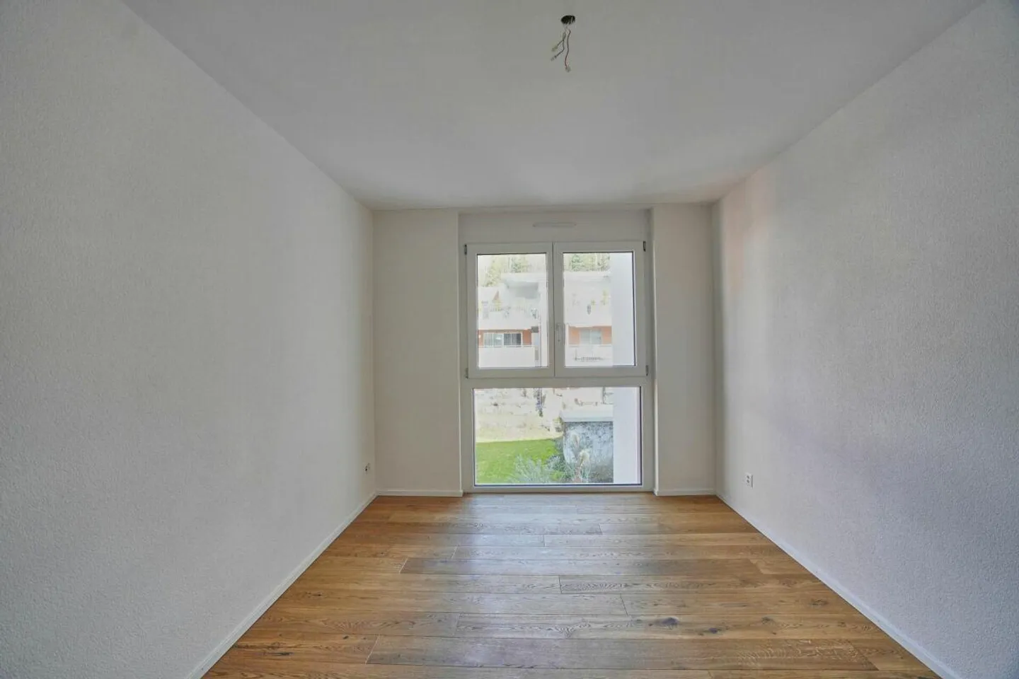 Modernes Wohnen in ruhigem Wohnquartier mit Sitzplatz - Foto 8 von 13