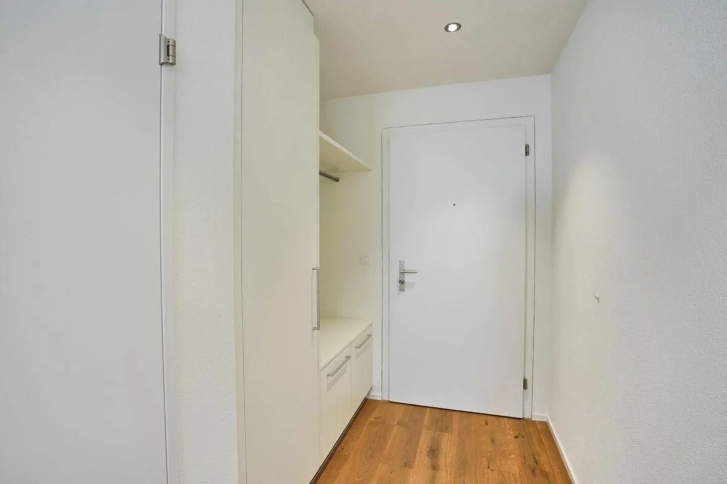 Modernes Wohnen in ruhigem Wohnquartier mit Sitzplatz - Foto 11 von 13