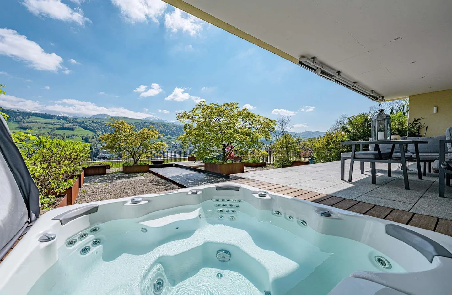 Objet de désir avec vue panoramique et intimité - Photo 1 sur 13