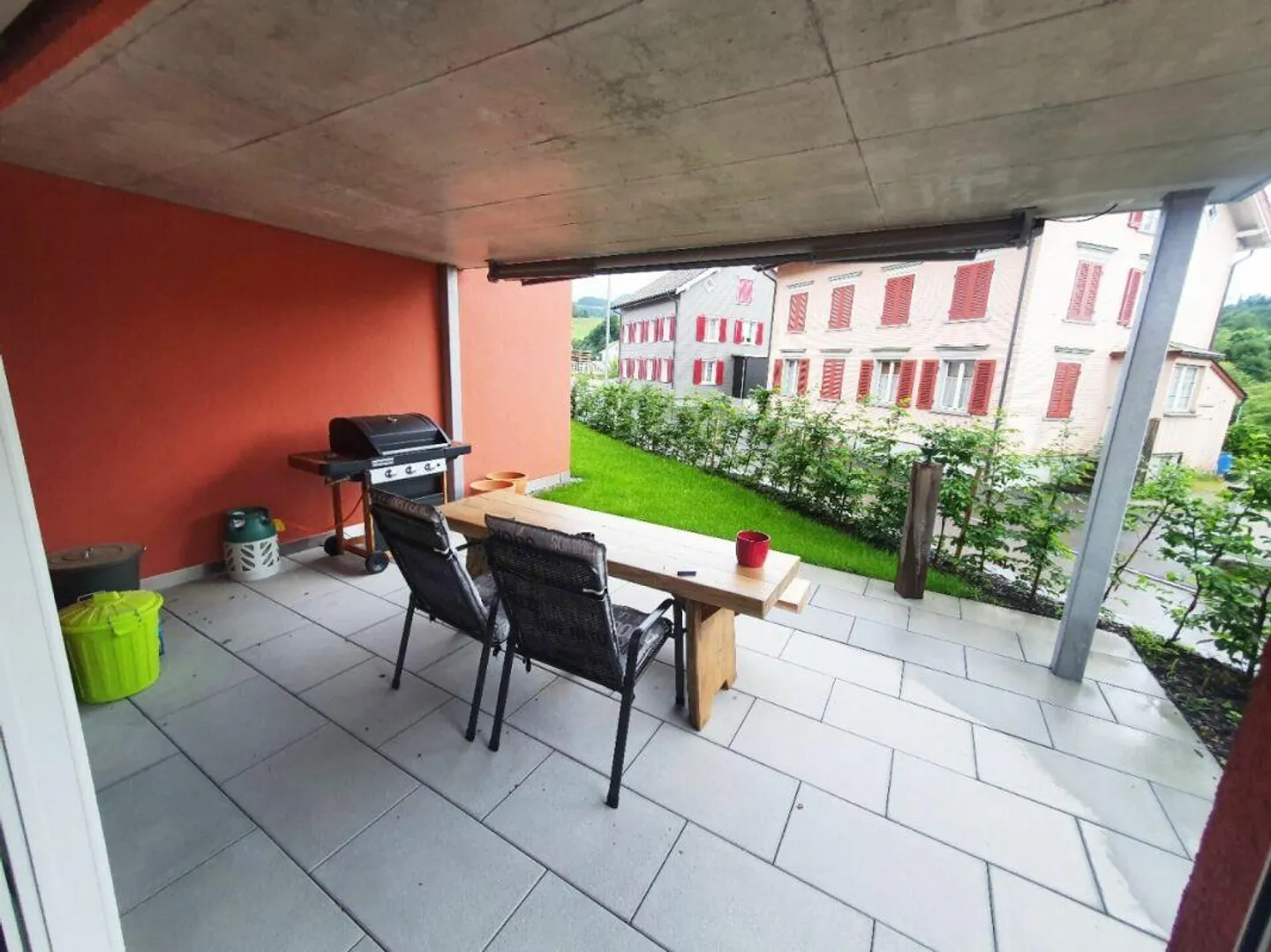 Modernes Wohnen in ruhigem Wohnquartier mit Sitzplatz - Foto 12 von 13