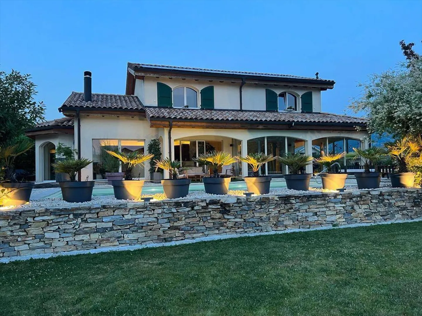 Villa 5 camere - Foto 1 di 13