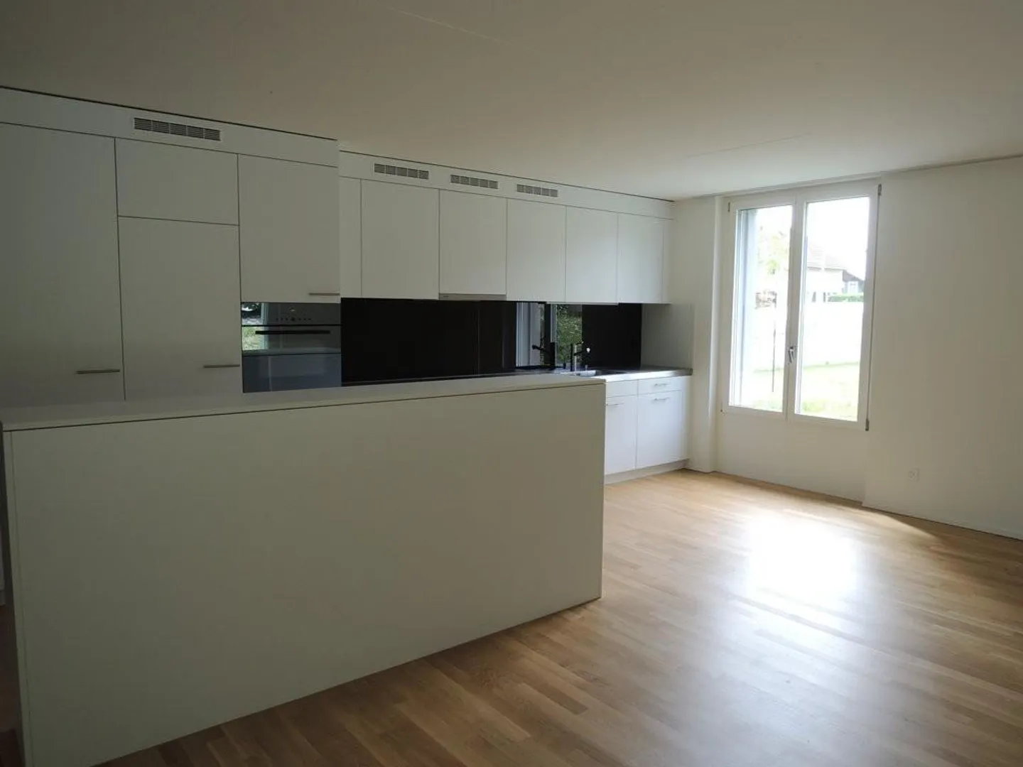 Modern apartment with charm in Männedorf from 01.05.2026 - Photo 5 of 7