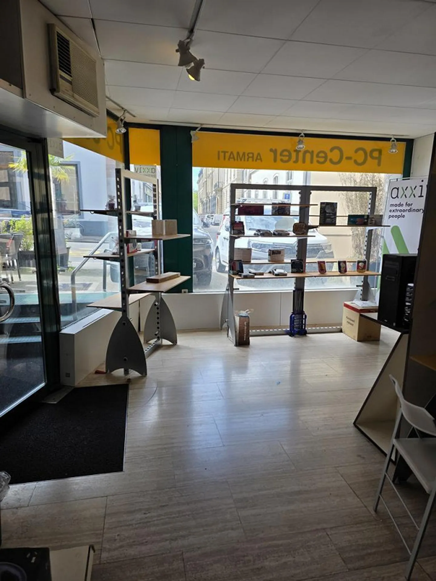 Negozio al Petersgraben con vetrina - Foto 2 di 8
