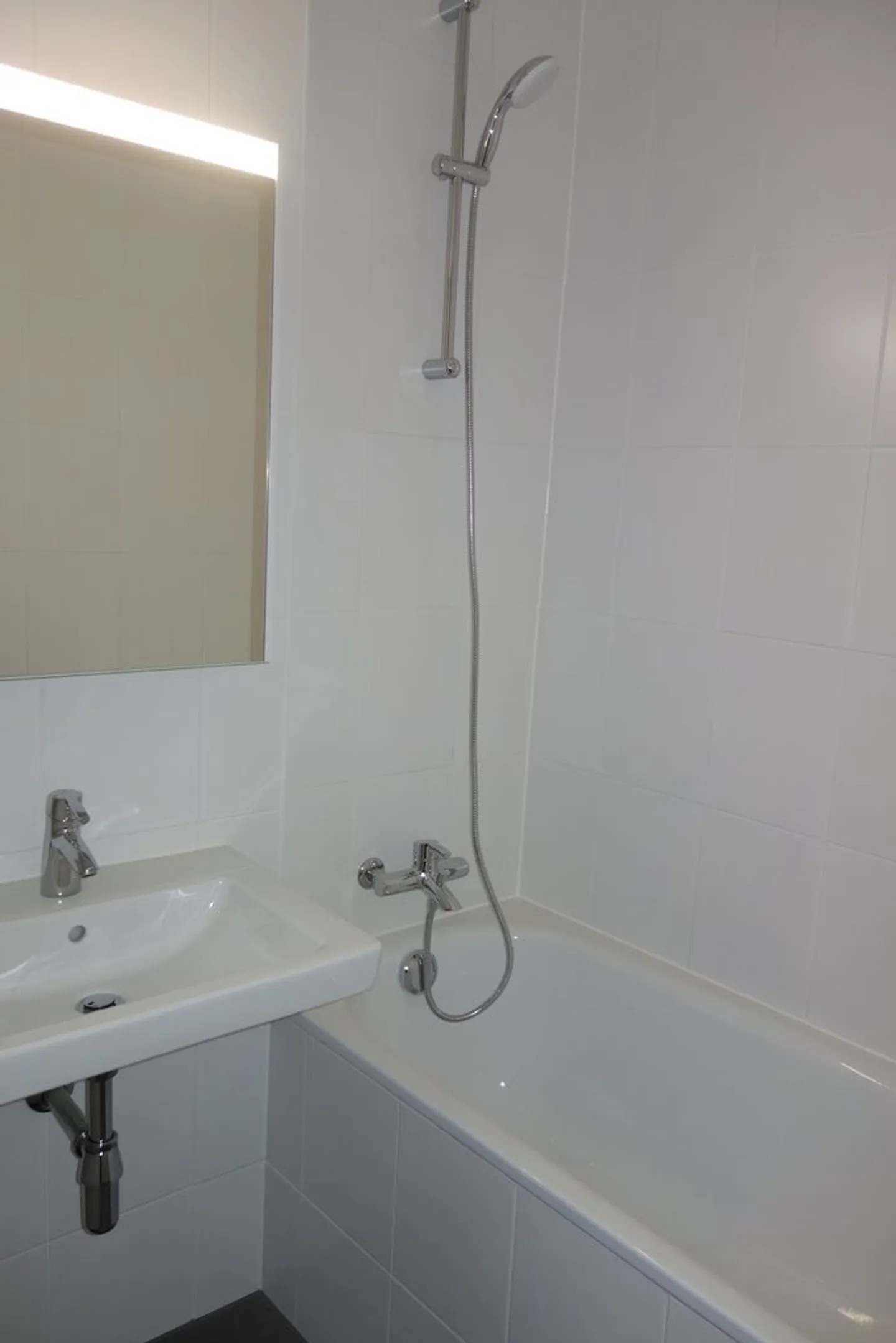 Coutance - Apartment with Charm near the Train Station - Photo 4 of 7