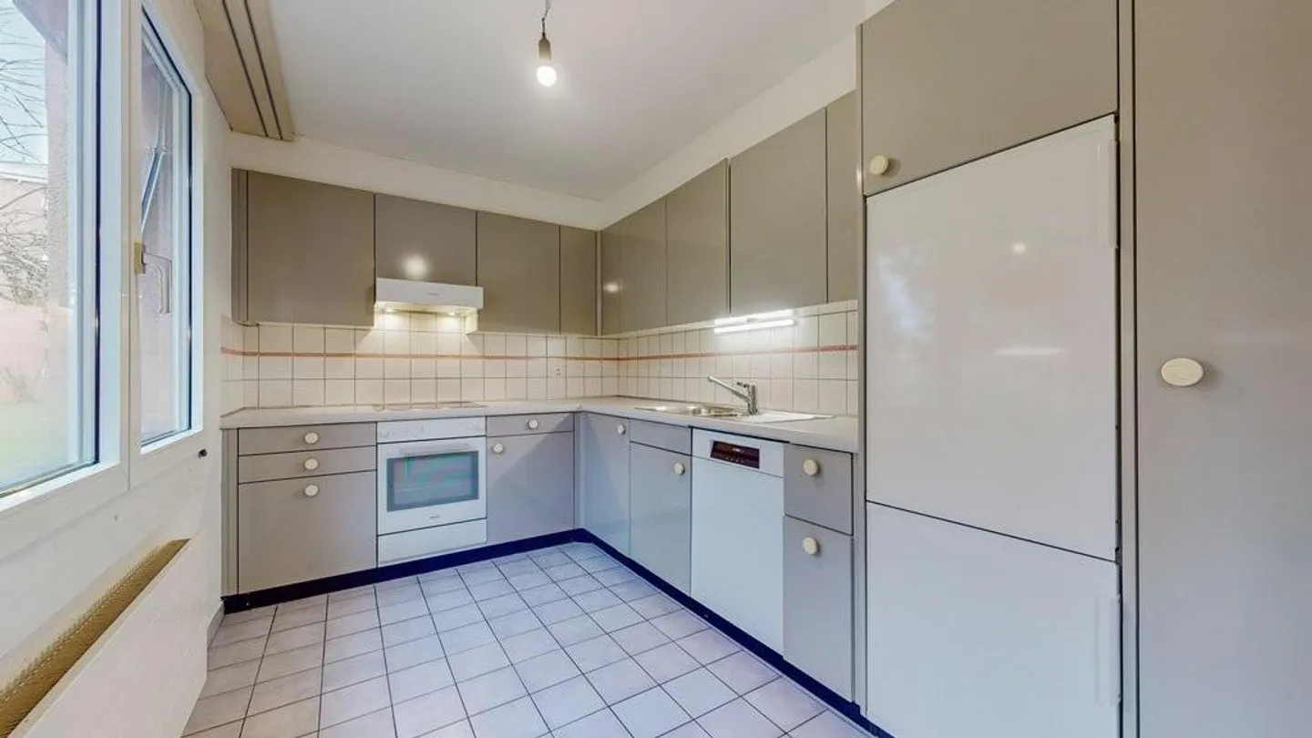 Ihr neues Zuhause erleichtert alle Ihre Reisen - Foto 5 von 11