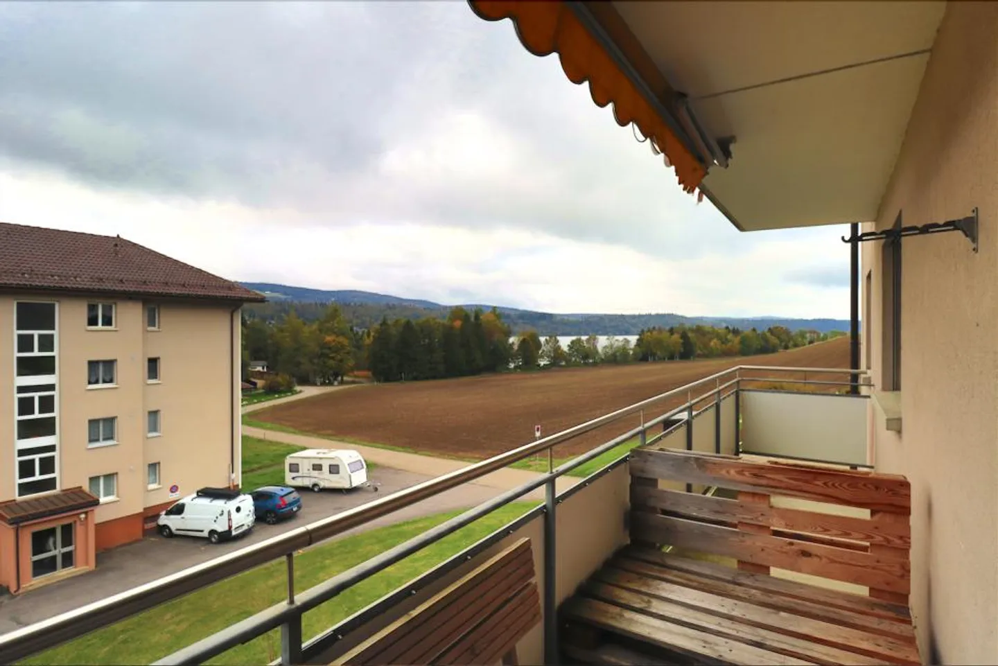 Appartement de 4.5 pces en PPE avec vue sur le lac - Photo 8 of 16