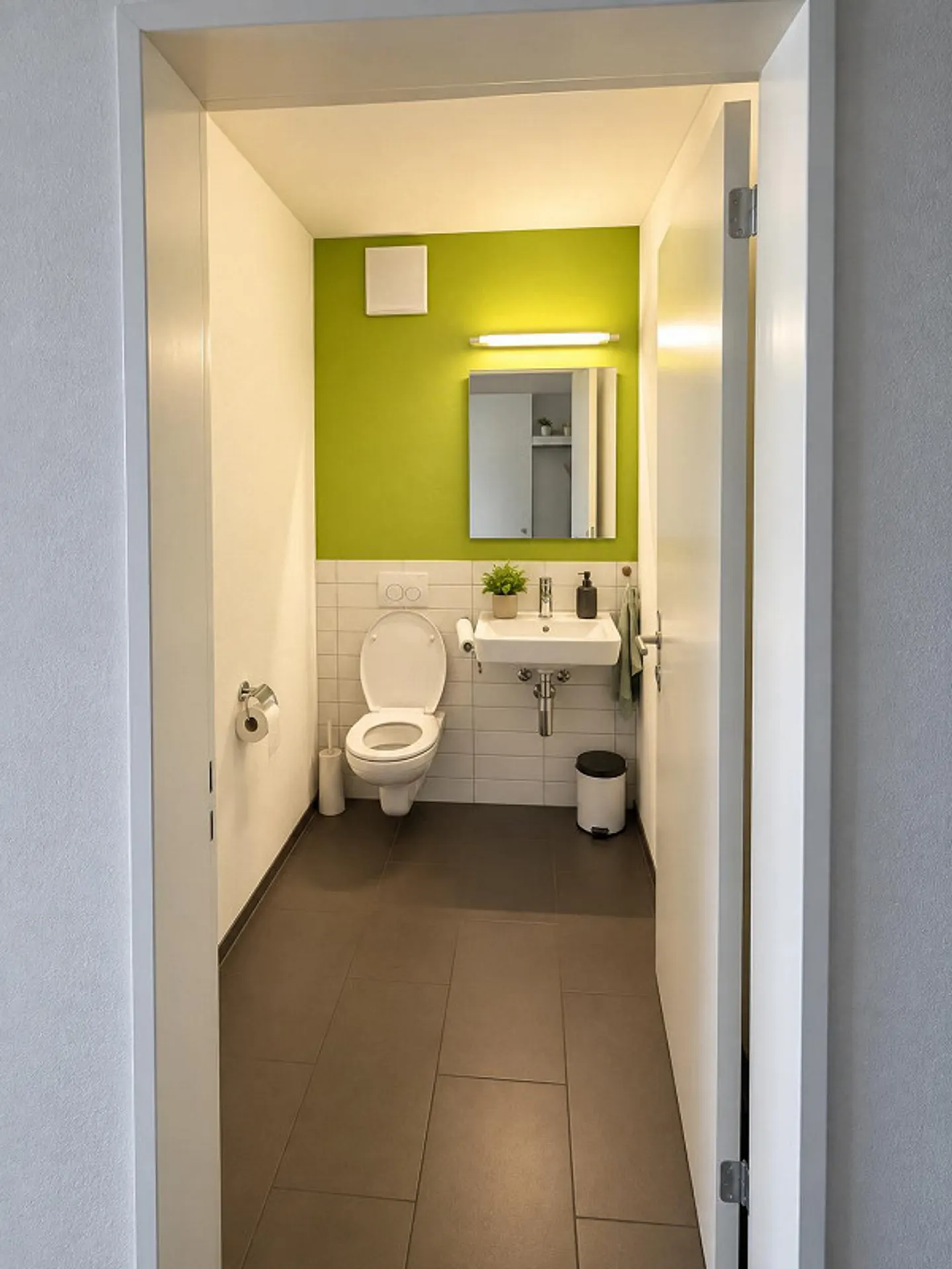 Appartement attrayant de 4,5 pièces avec deux balcons - Photo 2 sur 10