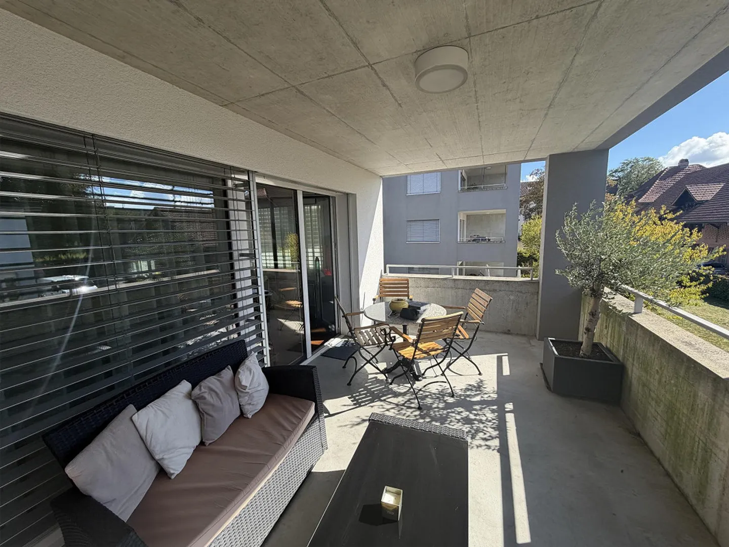 Appartement attrayant de 4,5 pièces avec deux balcons - Photo 8 sur 10