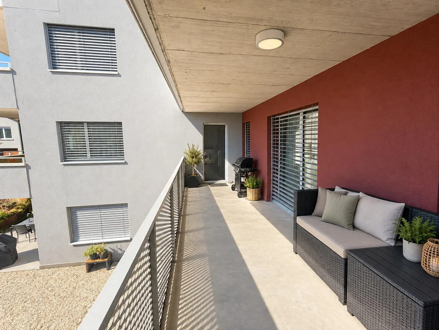 Appartement attrayant de 4,5 pièces avec deux balcons - Photo 9 sur 10