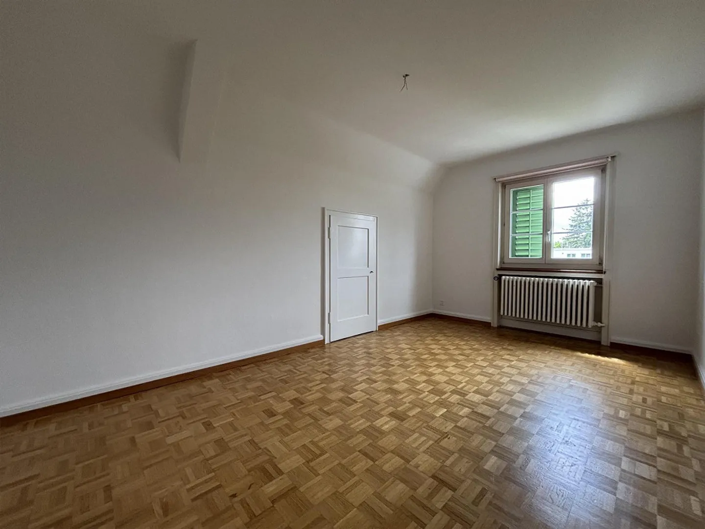 Appartamento di 5,5 stanze in una bella villa - Foto 9 di 12