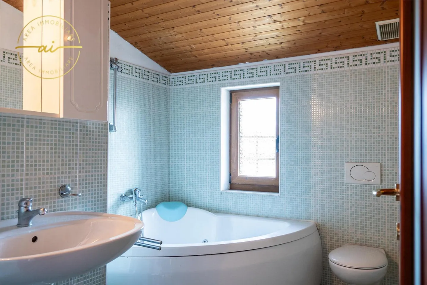 MAISON MULTIFAMILIALE AVEC 3 APPARTEMENTS À VENDRE - Photo 13 sur 13