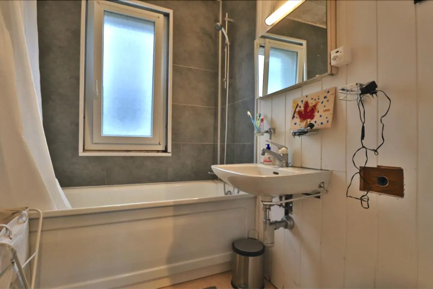 Appartement de 4.5 pces en PPE avec vue sur le lac - Photo 15 of 16