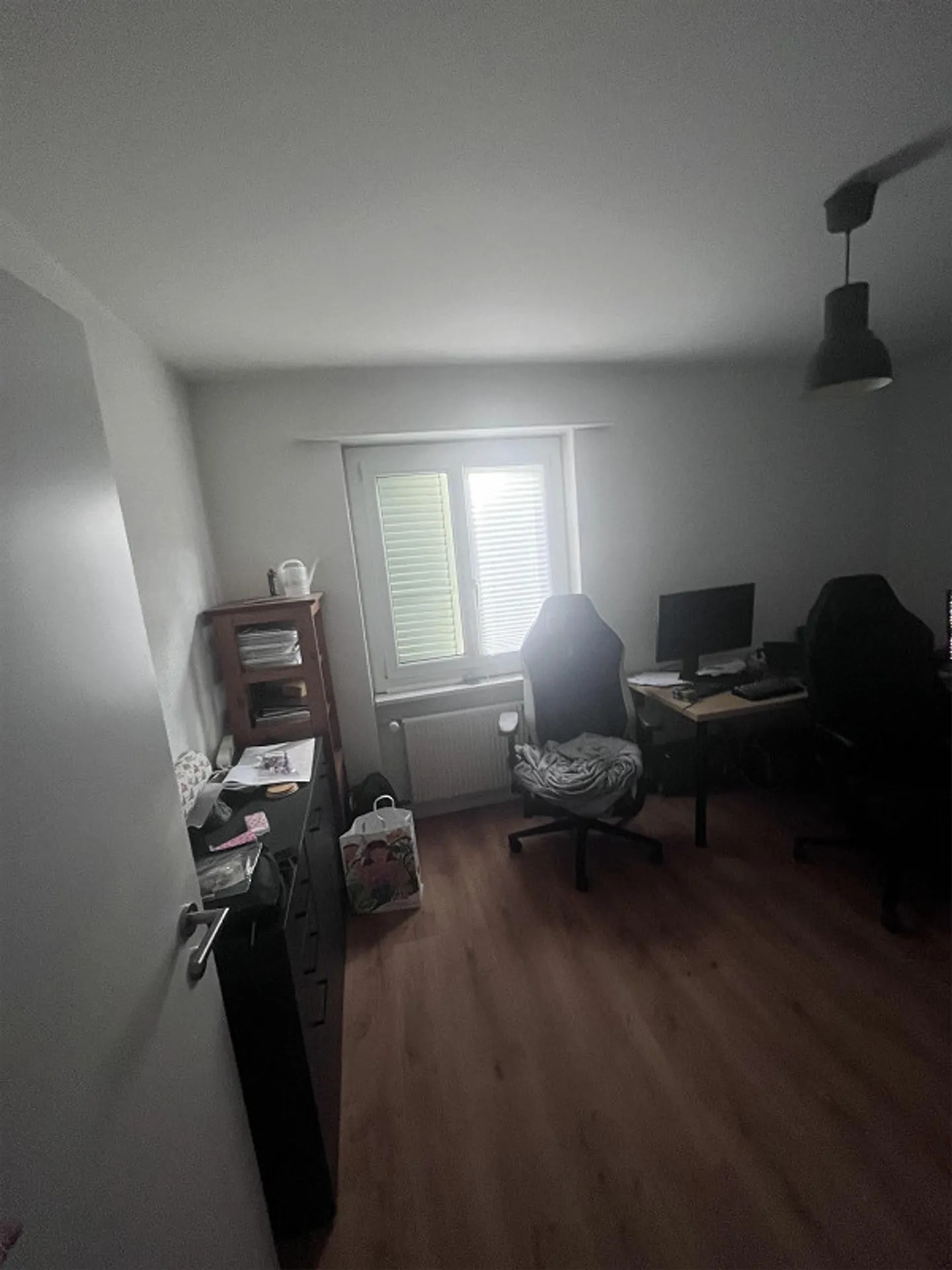 Bright, modern apartment with large living/dining room and balcony - Photo 8 of 12