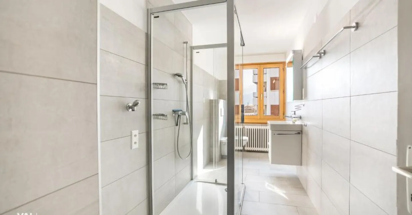 6.5-room apartment directly at the train station in Brig! - Photo 12 of 13